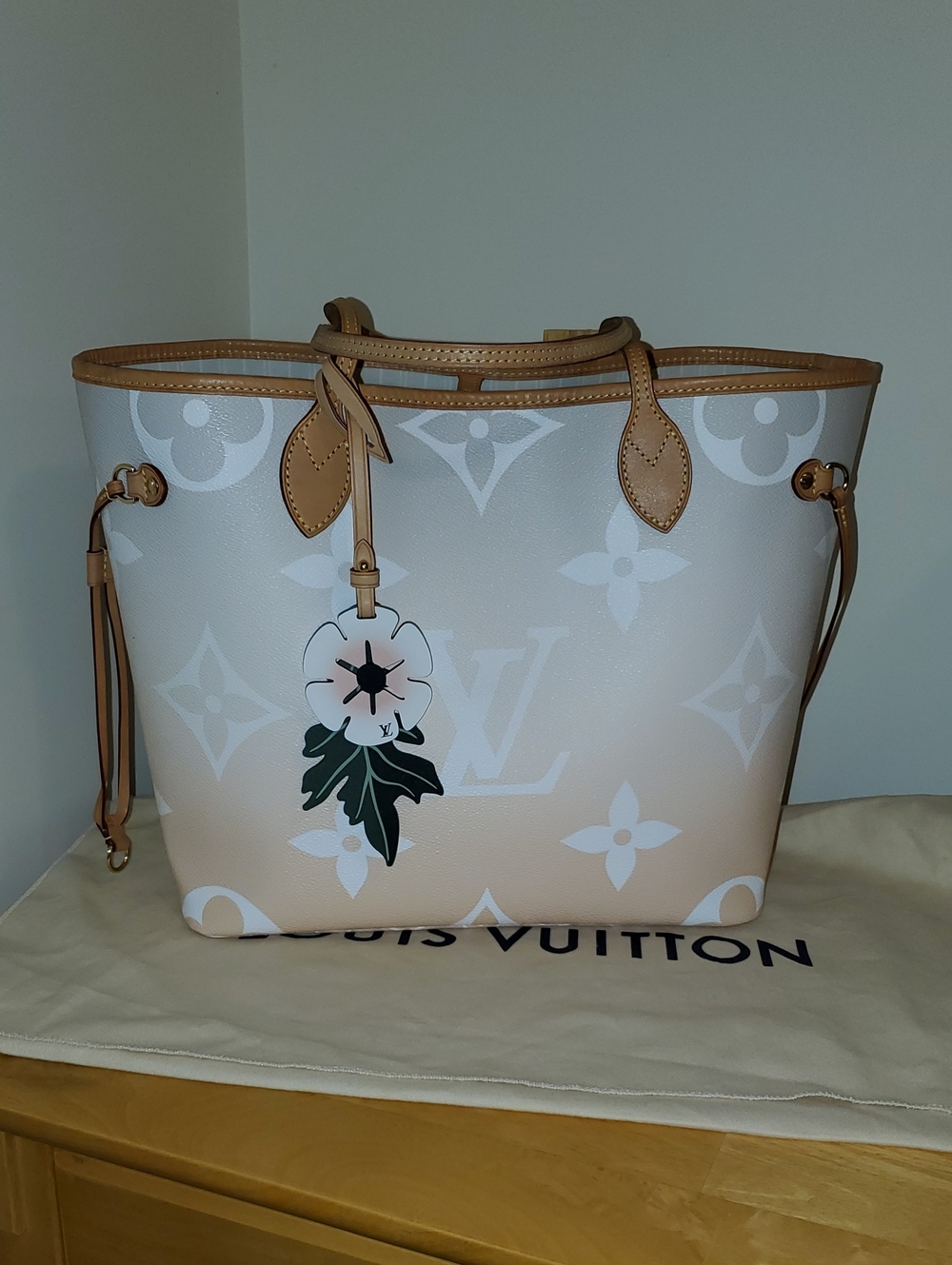 Louis Vuitton Monogram Giant By The Pool Neverfull MM in Brume ... Like New
